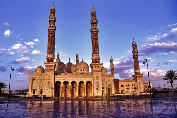 Səna Böyük Məscidi; Ramazan Quran məclisləri keçirir