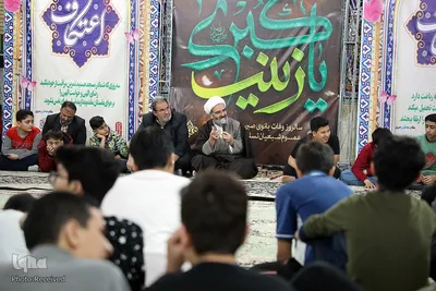 مراسم اعتکاف دانش آموزی در سمنان