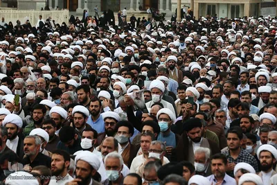 Ayatollah Fateminia in Qom beigesetzt