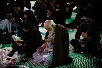  احیای شب قدر در مقبره شهدای دانشگاه امام حسین(ع)