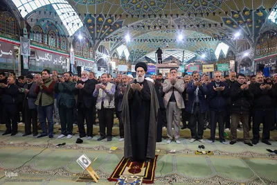 اقامه نماز عید فطر در مصلای اصفهان