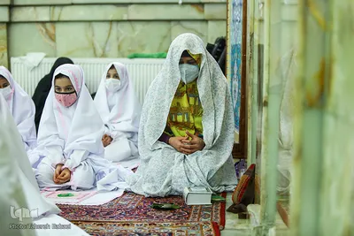 مراسم جشن تکلیف 42 دختر در امامزاده پنج تن لویزان