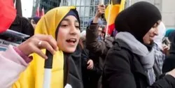 مسئول ألماني یطالب بحظر إرتداء الحجاب في المدارس