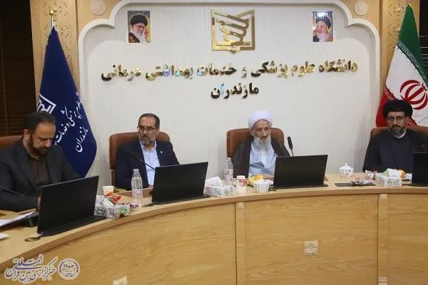 آیین تجلیل از خانواده‌های شهدای شاخص استان مازندران در ساری