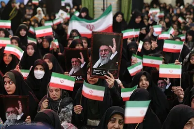 تجمع حماسی بانوان قزوینی در سوگ رهبر شهید