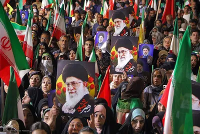 ایستگاه شاهچراغ قرار شب پنجاه وپنجم از شب های اقتدار شیرازی ها