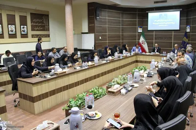 نشست خبری شیخی مدیرکل تعاون،کار و رفاه اجتماعی استان یزد