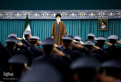 دیدار جمعی از فرماندهان و افسران نیروی هوایی ارتش با رهبر انقلاب