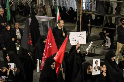 تجمع مردم انقلابی ملایر در موج صد و سی و هفت