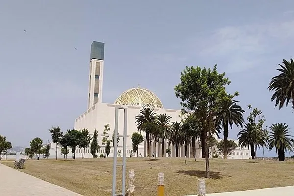تعویق افتتاح سومین مسجد بزرگ جهان به دلیل شيوع کرونا