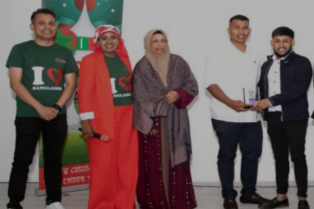 ‘Empowering Our Youth’ Event in UK Honors Young Muslims for Charity Efforts