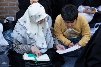 زمزمه دعای عرفه در قزوین