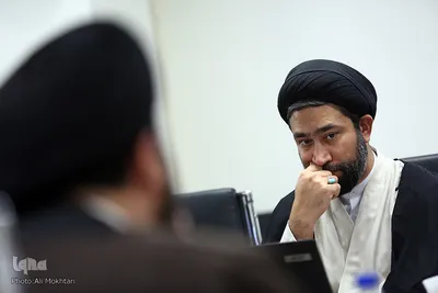 نشست هم اندیشی راهکارهای توسعه و ترویج وقف قرآنی
