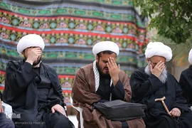 دسته عزاداری طلاب و روحانيون شیراز در سومين روز شهادت امام حسین(ع)