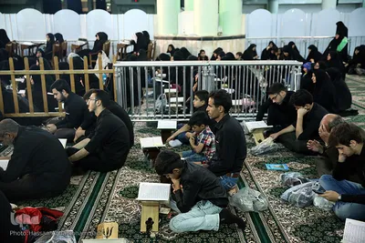کرسی تلاوت قرآن شب عاشورا در حرم عبدالعظیم حسنی (ع)