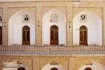 مدرسه تاریخی قدیمی و همچنان پابرجای علمیه خان یزد