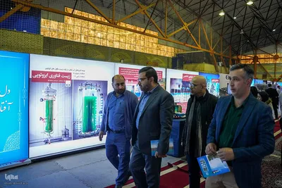بازدید جمعی از جهادگران جهاددانشگاهی فارس از «دستاوردهای صنعت هسته‌ای»‎