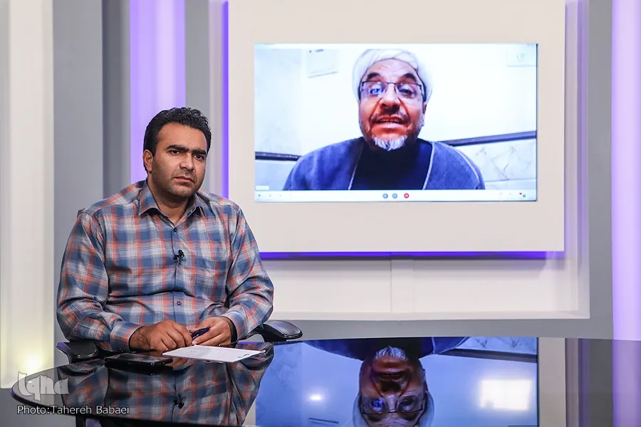 فلسفه اربعین شکستن انحصار و استبداد و تقویت تعامل با جهان است + فیلم
