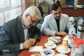 نشست هم‌اندیشی طرح سفیران نور
