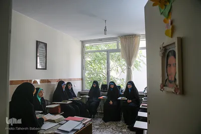 در ابتدا ضحی را به خاطر سن کم در مرکز تخصصی امام حسین(ع) مخصوص آموزش قرآنی نمی پذیرفتند اما پس از اصرار خانواده و تستی که از او گرفتند متوجه شدند که حسن حفظ دارد بر همین اساس قبول کردند او نیز در کنار بقیه دانش آموزان به حفظ قرآن بپردازد
