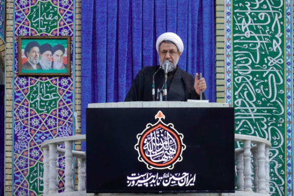 حجت الاسلام والمسلمین حسن علیدادی‌سلیمانی نماینده ولی‌فقیه در استان و امام جمعه کرمان