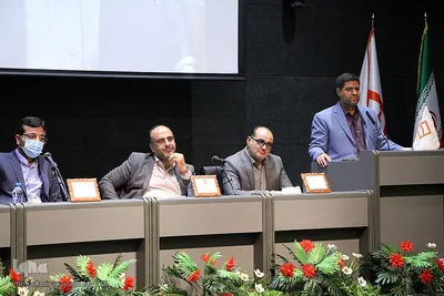 نشست خبری مدیران مرتبط با طرح نهضت ملی مسکن در استان یزد