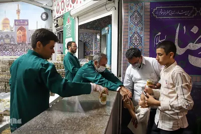 حرم مطهر رضوی در شب عید غدیرخم