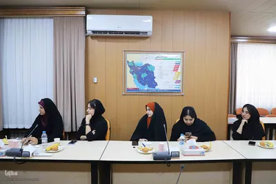 نشست هم اندیشی سرپرست سازمان جهاددانشگاهی آذربایجان شرقی با اعضای سازمان دانشجویان