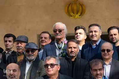 افتتاحیه معنوی پانزدهمین جشنواره فیلم فجر در اصفهان