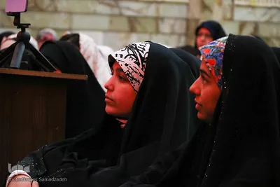 اعتکاف ۵۰۰ نفری نوجوانان دختر در اصفهان