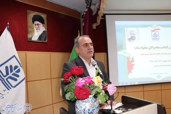 آیین گرامیداشت مقام معلم در مازندران برگزار شد