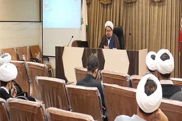 وظیفه مبلغان مستقر در بیمارستان‌ها کاهش آسیب‌های روحی بیماران کرونایی است
