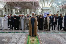 ادای احترام مهمانان کنفرانس وحدت به امام راحل