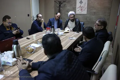 نشست هم اندیشی فعالان پوشاک عفاف و حجاب با حجت‌الاسلام والمسلمین مهدی سیف جمالی، سرپرست کارگروه مد و لباس کشور