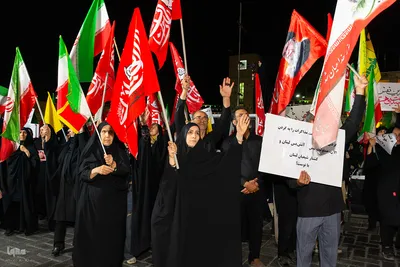 اجتماع مردمی «لبیک‌ یا خامنه‌ای» در اصفهان