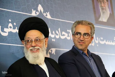 دیدار اعضای اتاق اصناف و اتحادیه های صنفی با استاندار یزد