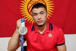 Olimpiya gümüşçüsü müsəlman idmançıdan təqdirəlayiq addım