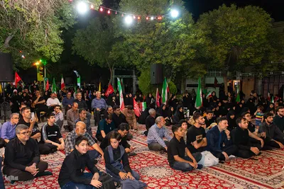 مجلس بزرگداشت و ختم قرآنی هفتمین شب خاکسپاری امام شهید امت در اصفهان