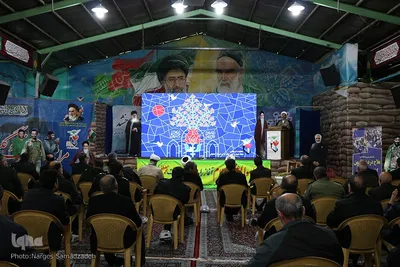 جشن مبعث و گلباران مزار شهدای انقلاب در گلستان شهدای اصفهان