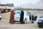 پذیرایی موکب روستایی سنگ‌سفید شازند از زائران حسینی