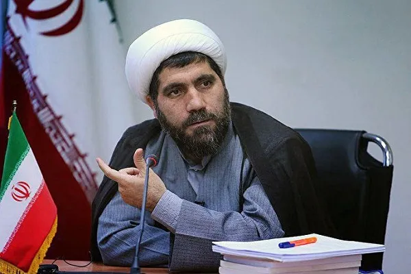 عید فطر در پرتو تحول اجتماع محقق می‌شود/ شعائر رمضان از آغاز تا انجام اجتماعی است