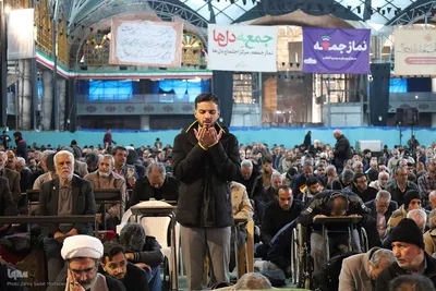اقامه نماز عید فطر در مصلای اصفهان