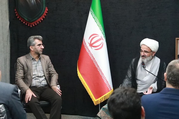 شهدا «الگوی عینی» سبک زندگی تربیتی برای فرهنگیان و دانشآموزان هستند شهدا «الگوی عینی» سبک زندگی تربیتی برای فرهنگیان و دانشآموزان هستند