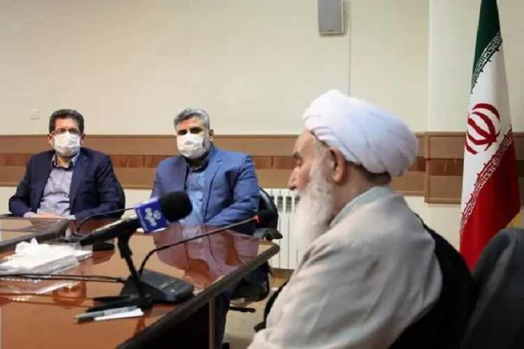 اساس رسالت معلمی روشنگری است