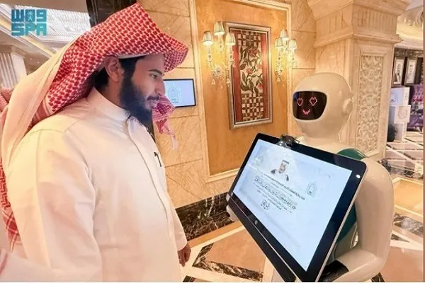 Un robot intelligent au service des participants des concours coraniques en Arabie saoudite