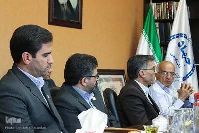 بازدید معاون هماهنگی امور اقتصادی و توسعه منابع استانداری خراسان جنوبی از جهاد دانشگاهی بیرجند
