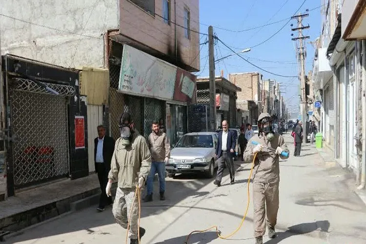 معابر و اماکن عمومی قلعه‌گنج ضدعفونی شد