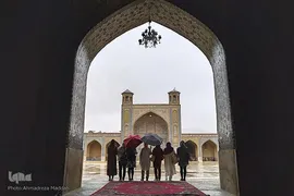 باران بهاری در مسجد تاریخی وکیل شیراز‎‎