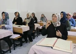 Cours coranique réservé aux malentendantes en Turquie