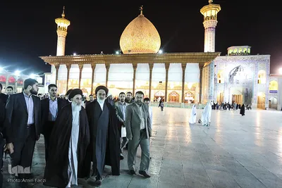 آئین غبارروبی ضریح مطهر احمدبن‌موسی(ع)‎